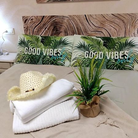 또레비에하 Pink Catia Coqueto Piso Playa Del Cura 아파트 외부 사진