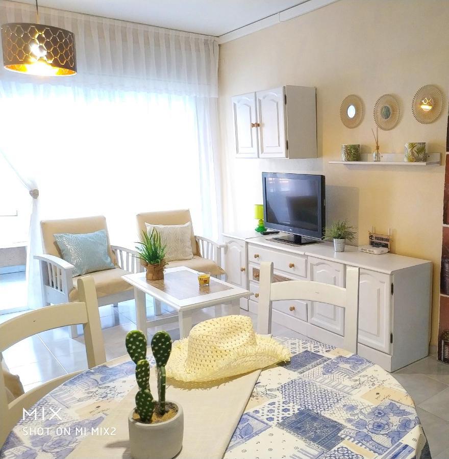 또레비에하 Pink Catia Coqueto Piso Playa Del Cura 아파트 외부 사진
